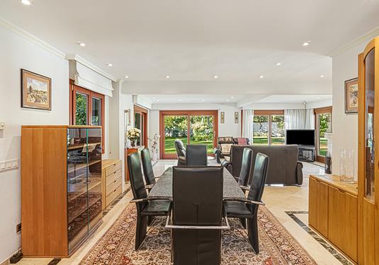Villa in Estepona