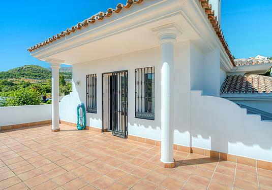 Villa in Estepona