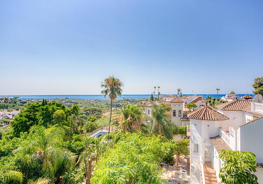 Villa in Estepona
