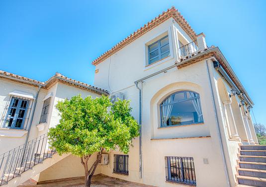 Villa in Estepona