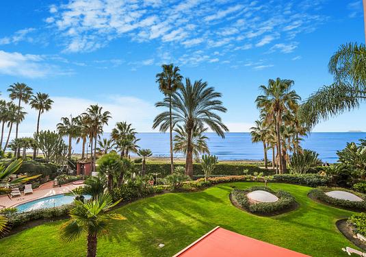 Apartment in Estepona