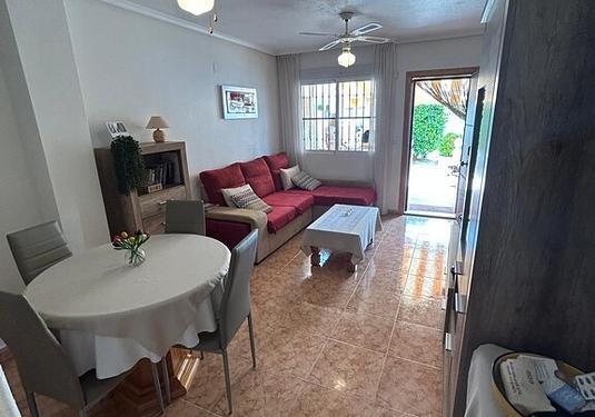 Town house in Algorfa