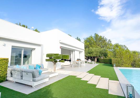 Villa in Las Colinas