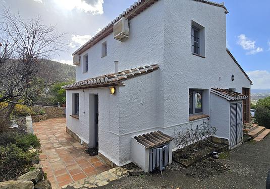Villa in Alcaucín