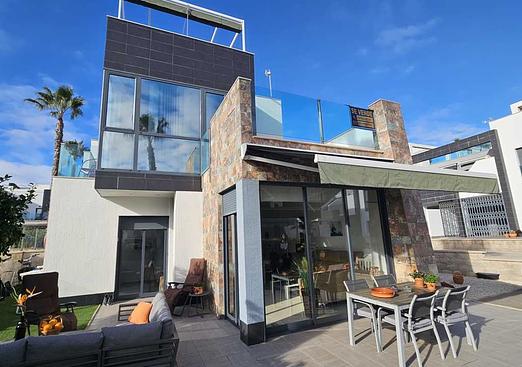 Villa in Cabo Roig