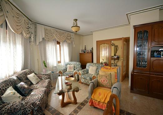 Villa in Guardamar del Segura