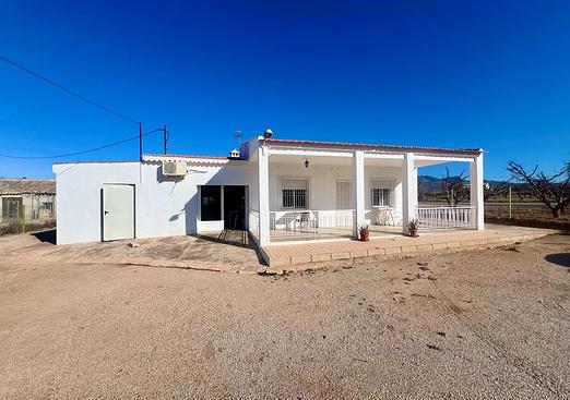 Country house in Las Encebras