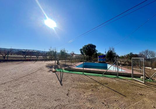 Country house in Las Encebras