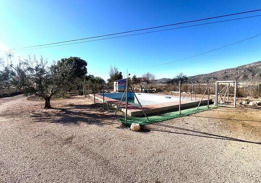 Country house in Las Encebras