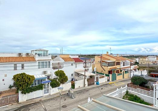 Town house in San Miguel de Salinas