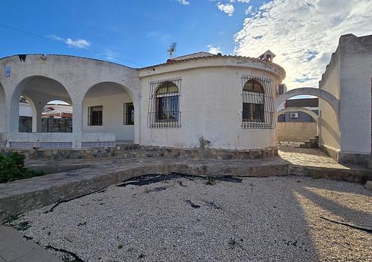 Villa in Torrevieja