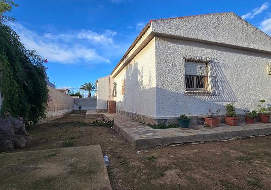 Villa in Torrevieja