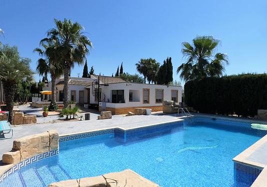 Finca in Orihuela