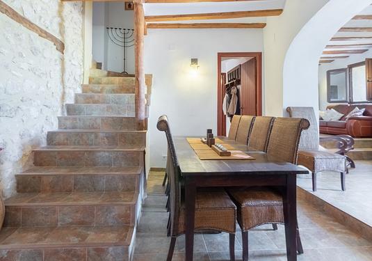Villa in Ibi