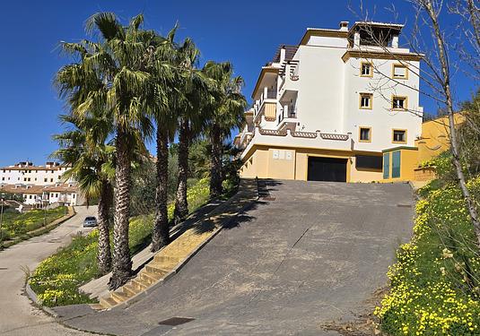 Apartment in Alcaucín