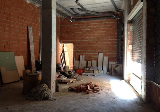 Commercial in Los Montesinos