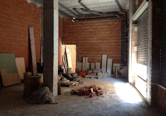 Commercial in Los Montesinos