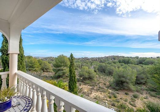 Villa in Algorfa