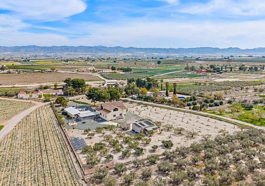 Country house in El Esparragal