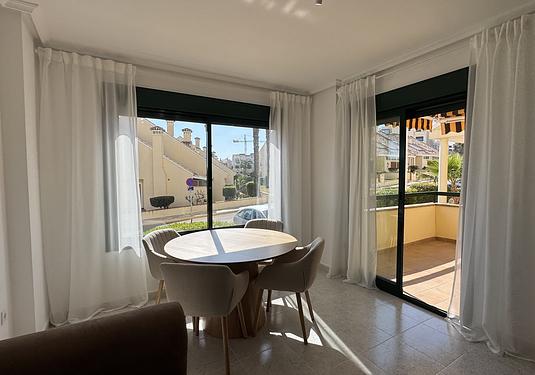 Apartment in Lomas De Campoamor