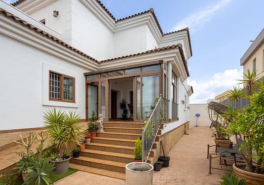 Villa in Los Montesinos