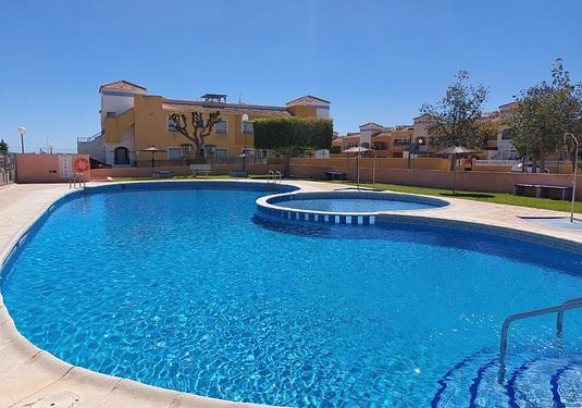 Apartment in Los Montesinos