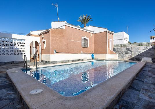 Villa in Torrevieja