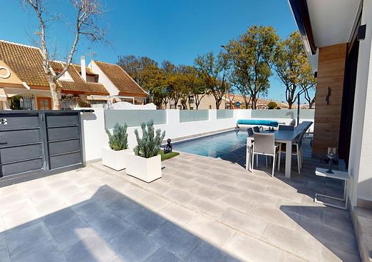 Villa in Los Alcazares