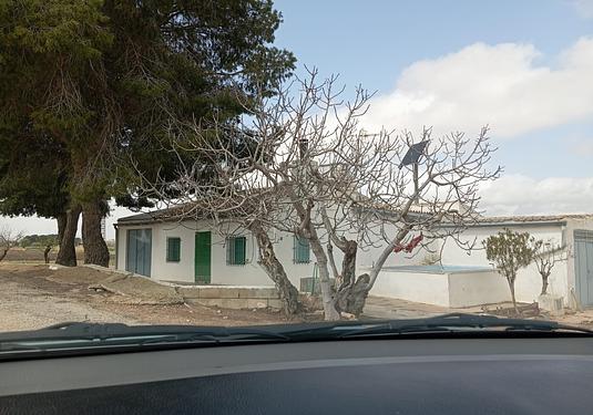 Country house in Yecla