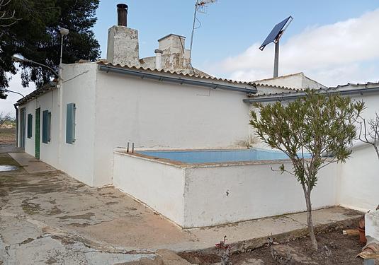 Country house in Yecla