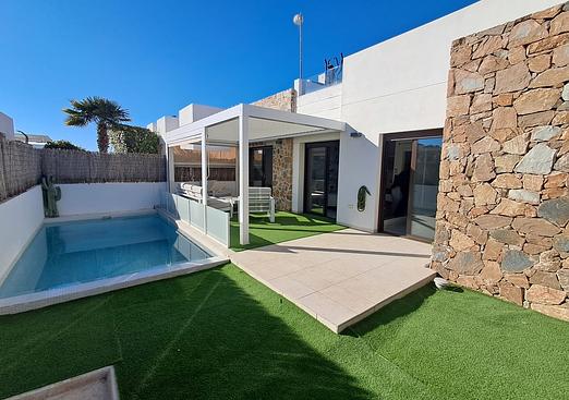 Villa in Villamartin