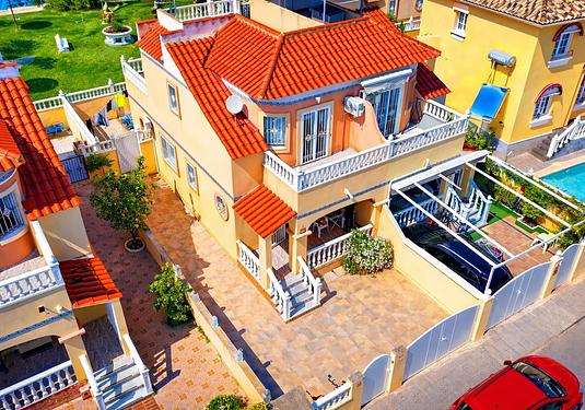 Town house in La Zenia