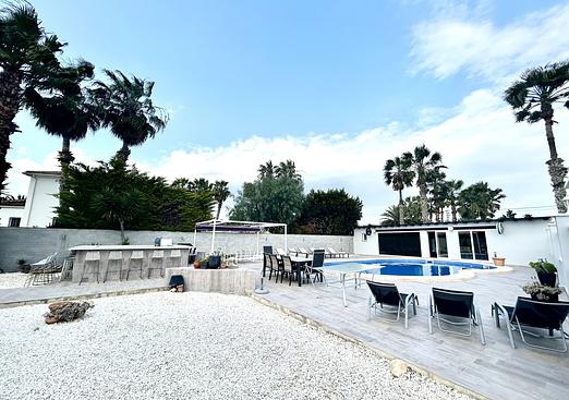 Villa in Catral