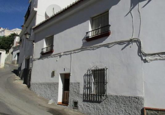 Town house in Alora