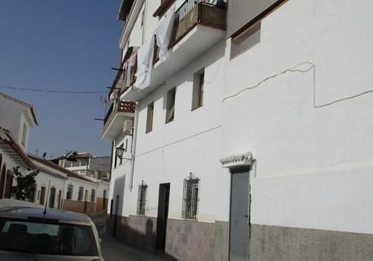 Town house in Alora
