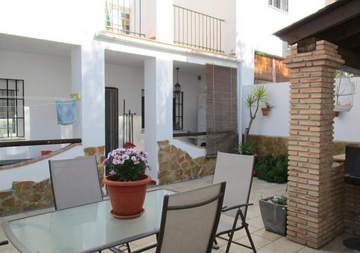 Town house in Alora