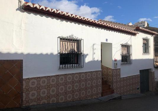Town house in Alora