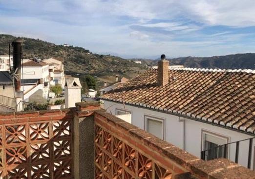 Town house in Casarabonela