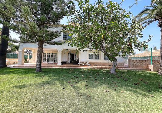 Villa in Orihuela Costa