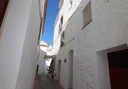 Villa in Canillas de Albaida